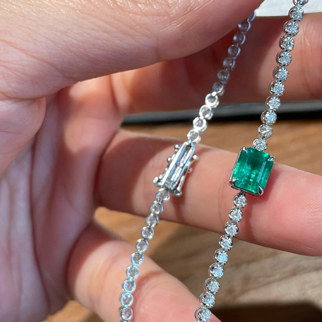14k Gold 1.85 Ctw Vivid Green Natural Emerald & Diamond Bracelet - 7
