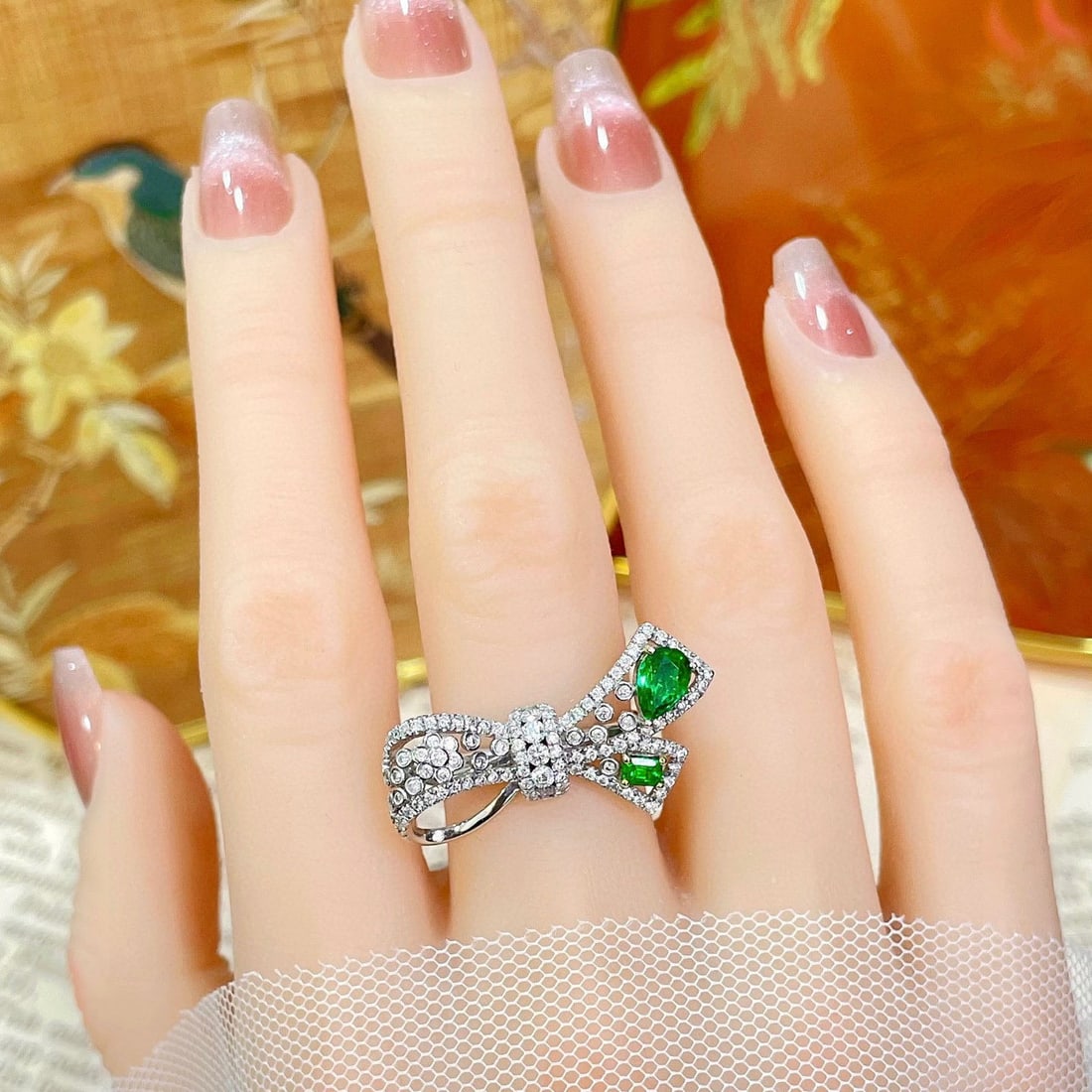14k Gold 1.26 Ctw Vivid Green Natural Emerald & Diamond Ring - 5