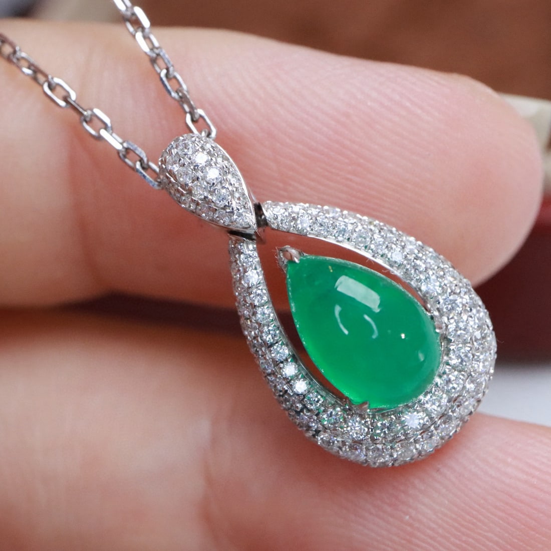 14k Gold 1.82 Ctw Vivid Green Natural Emerald & Diamond Pendant( Without Chain ) - 3