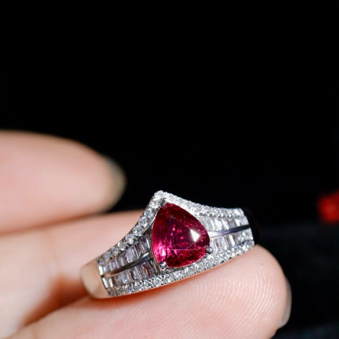14k Gold 1.39 Ctw Natural Ruby & Diamond Ring - 2