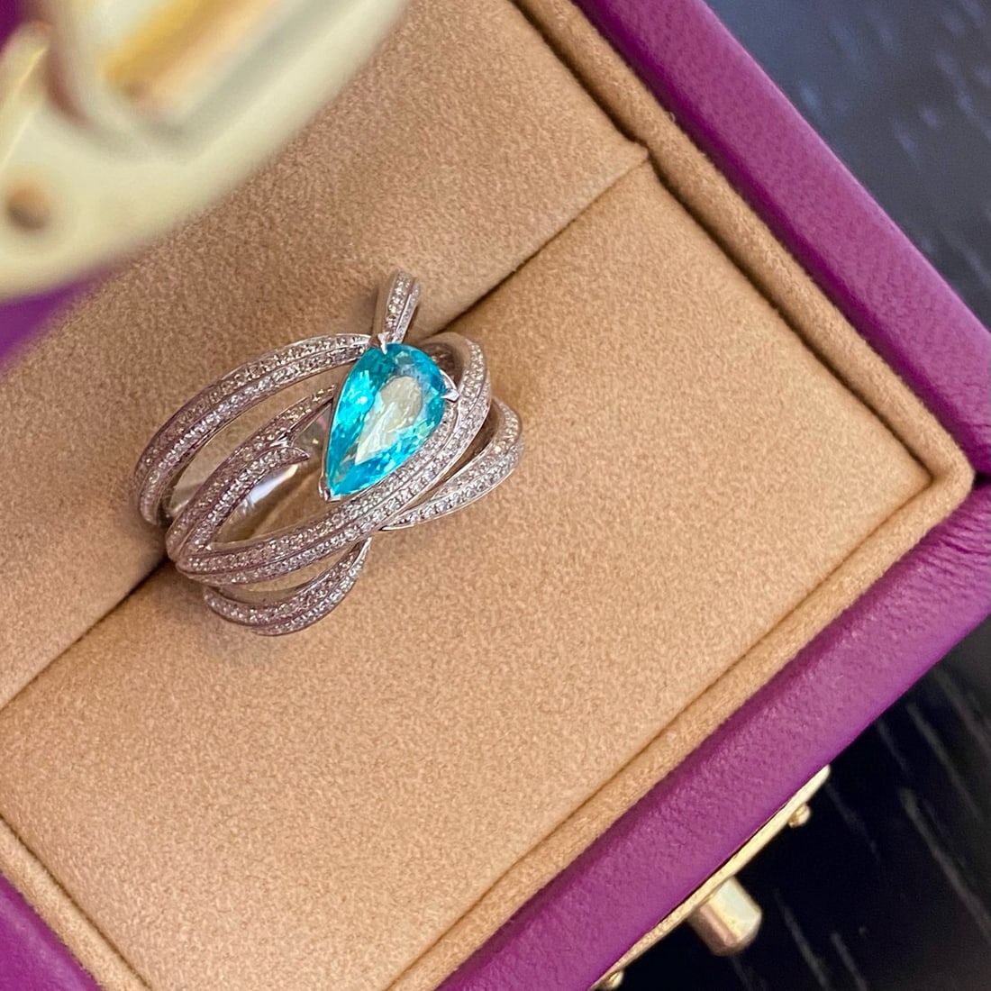 14k Gold 1.53 Ctw Natural Paraiba Tourmaline & Diamond Ring - 3