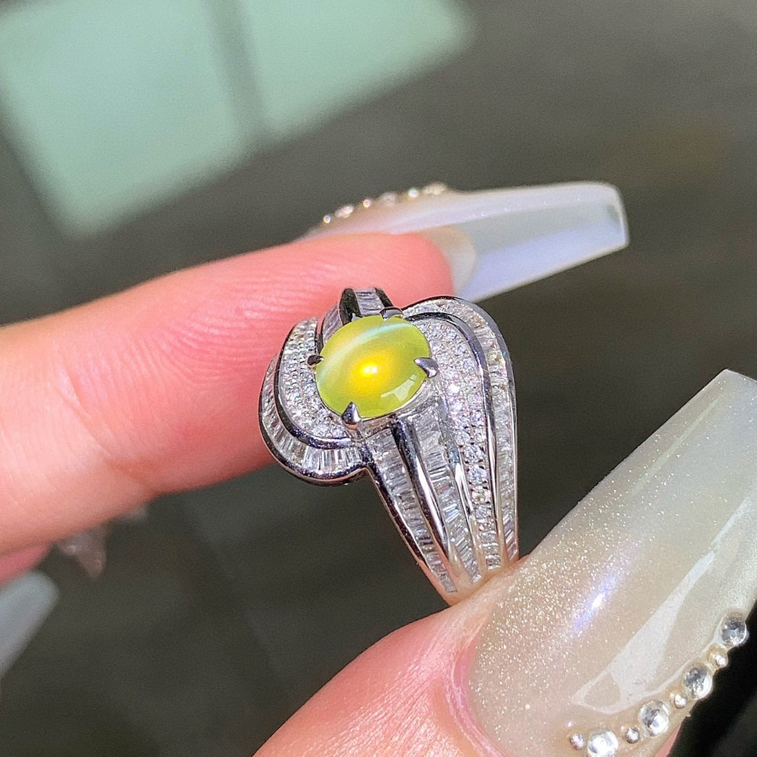 14k Gold 1.01 Ct Natural Chrysoberyl & Diamond Ring - 2