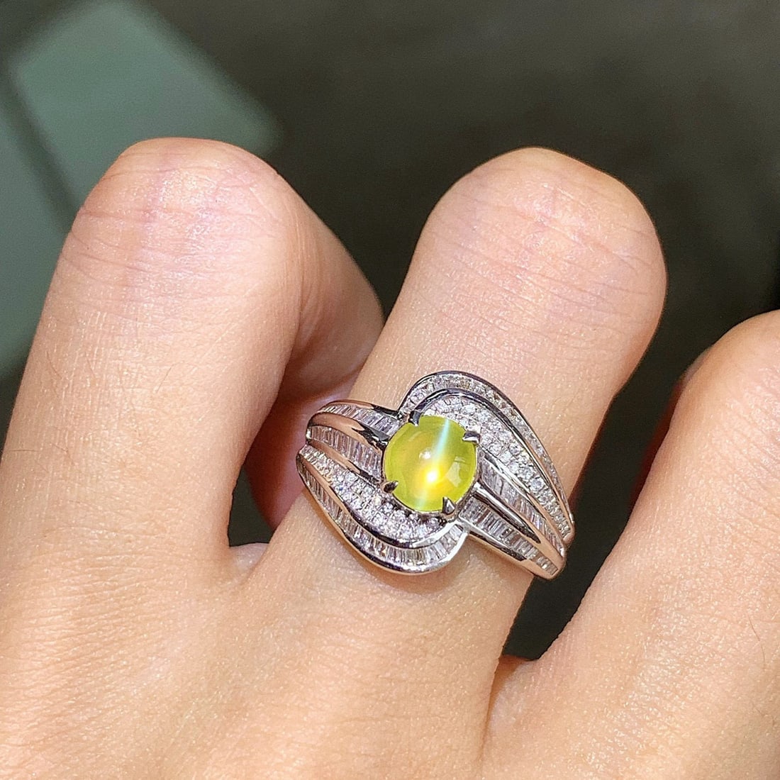 14k Gold 1.01 Ct Natural Chrysoberyl & Diamond Ring - 6