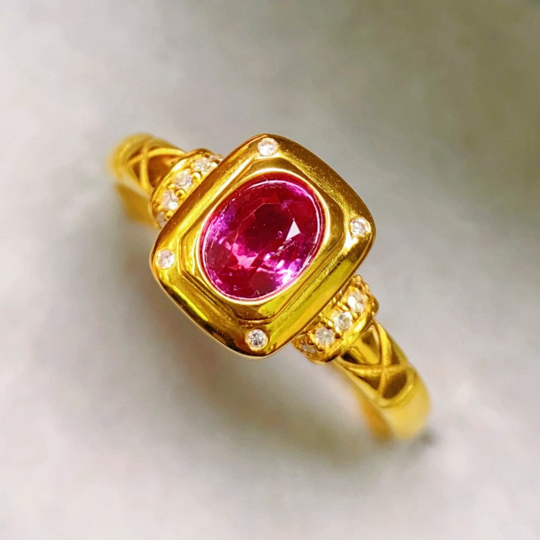 14k Gold 0.85 Ct Natural Ruby & Diamond Ring - 4