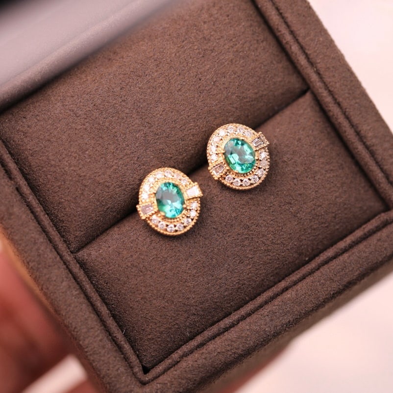 14k Gold 0.69 Ct Natural Emerald & Diamond Earrings - 4