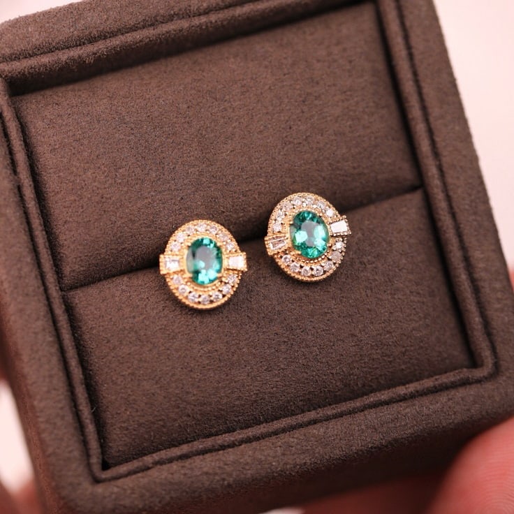 14k Gold 0.69 Ct Natural Emerald & Diamond Earrings - 5