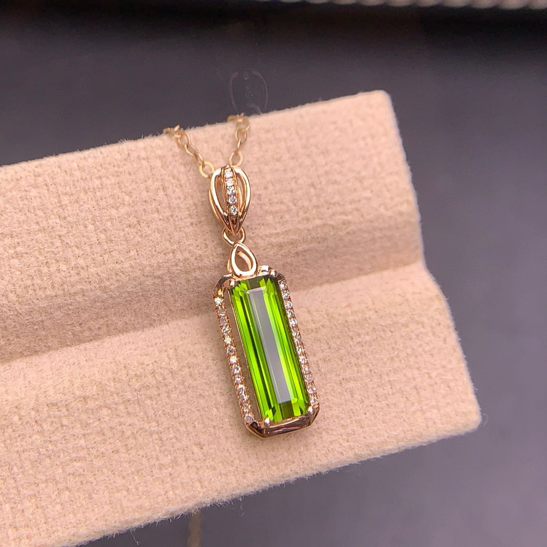 14k Gold 1.75 Ct Natural Tourmaline & Diamond Pendant( Without Chain ) - 3
