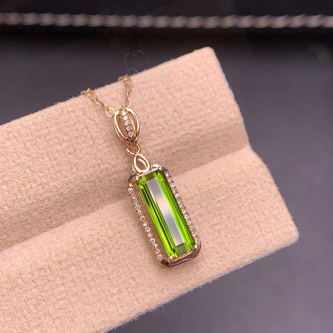 14k Gold 1.75 Ct Natural Tourmaline & Diamond Pendant( Without Chain ) - 7