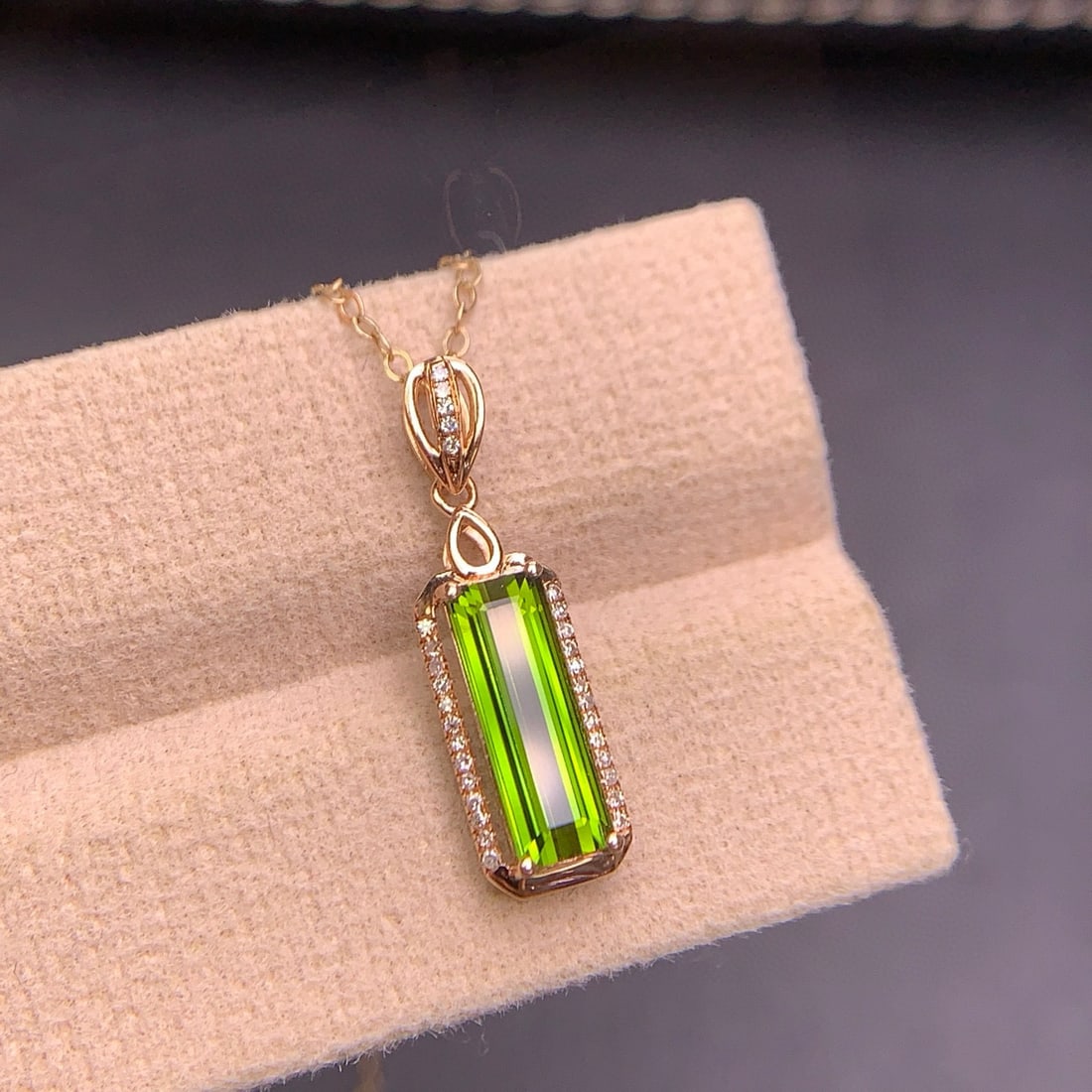 14k Gold 1.75 Ct Natural Tourmaline & Diamond Pendant( Without Chain ) - 9