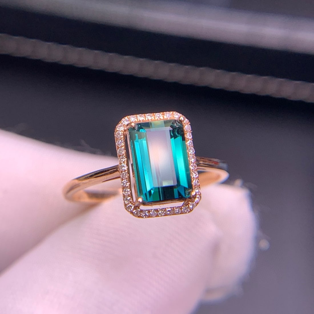 14k Gold 1.8 Ct Natural Tourmaline & Diamond Ring - 4