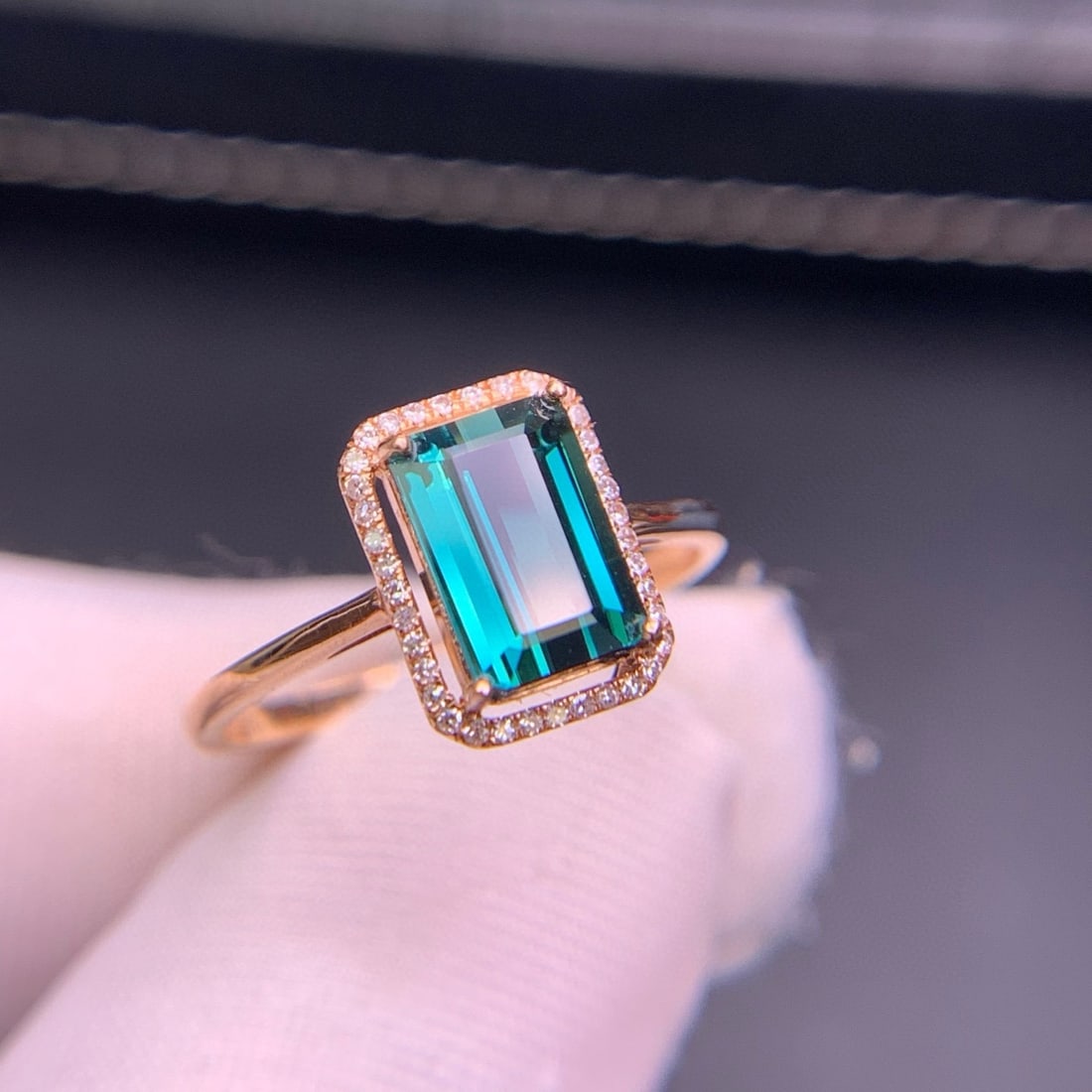 14k Gold 1.8 Ct Natural Tourmaline & Diamond Ring - 6