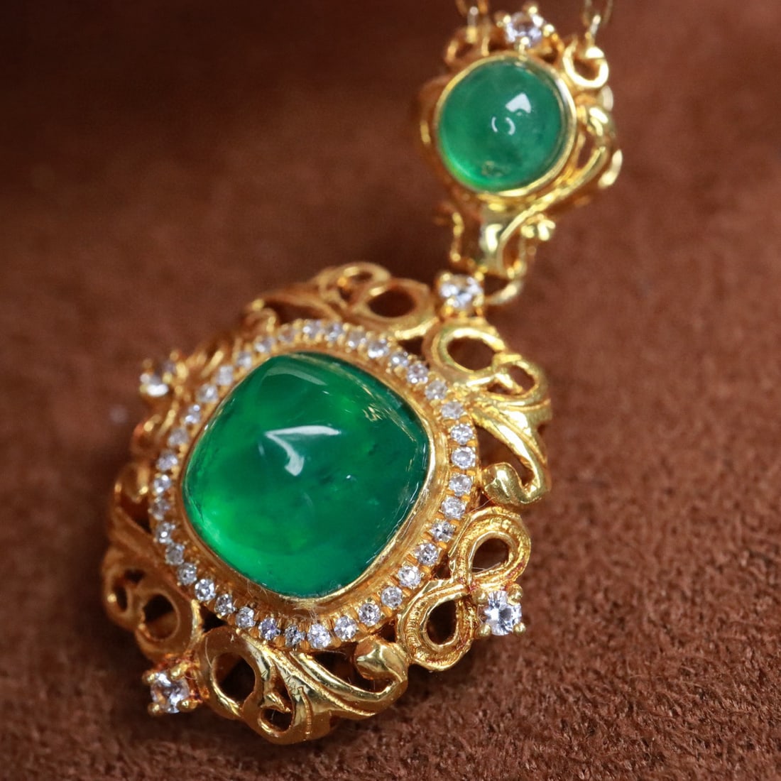 14k Gold 2.5 Ct Natural Emerald & Diamond & Sapphire Pendant( Without Chain ) - 5