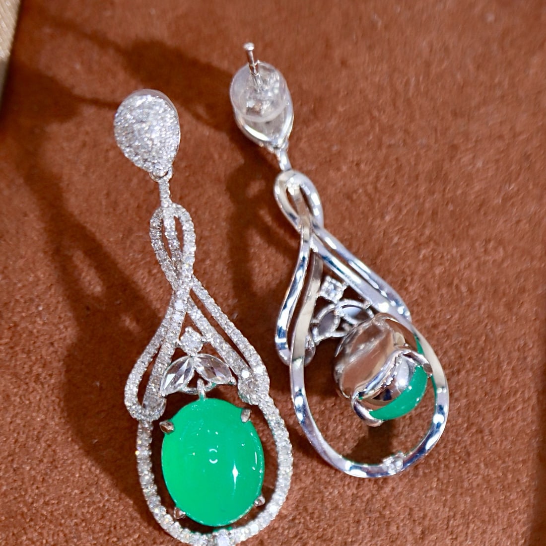 14k Gold 8.13 Ctw Natural Emerald & Diamond Earrings - 5