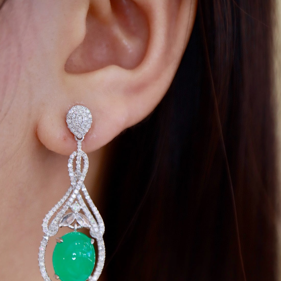 14k Gold 8.13 Ctw Natural Emerald & Diamond Earrings - 6