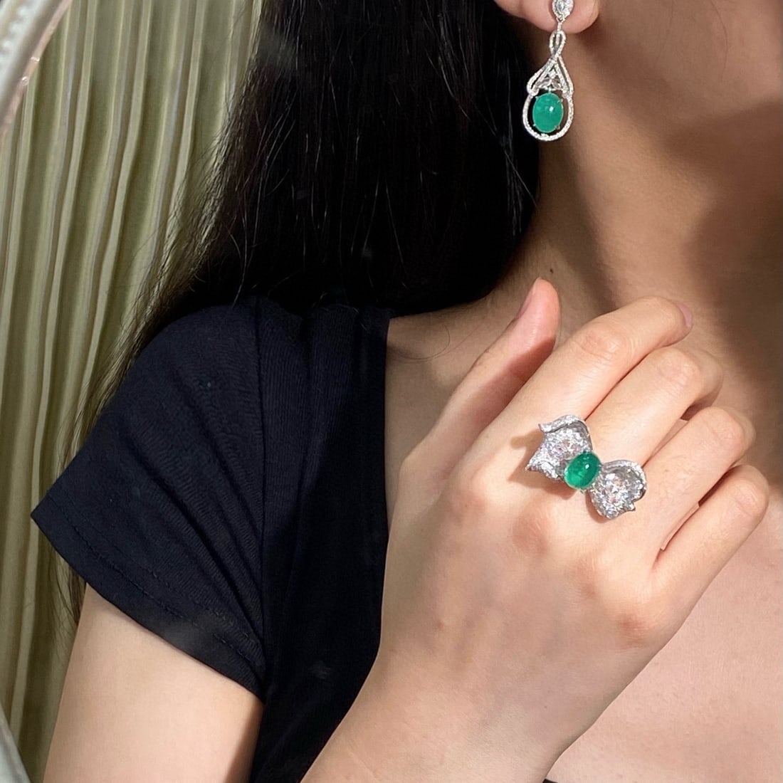14k Gold 8.13 Ctw Natural Emerald & Diamond Earrings - 7