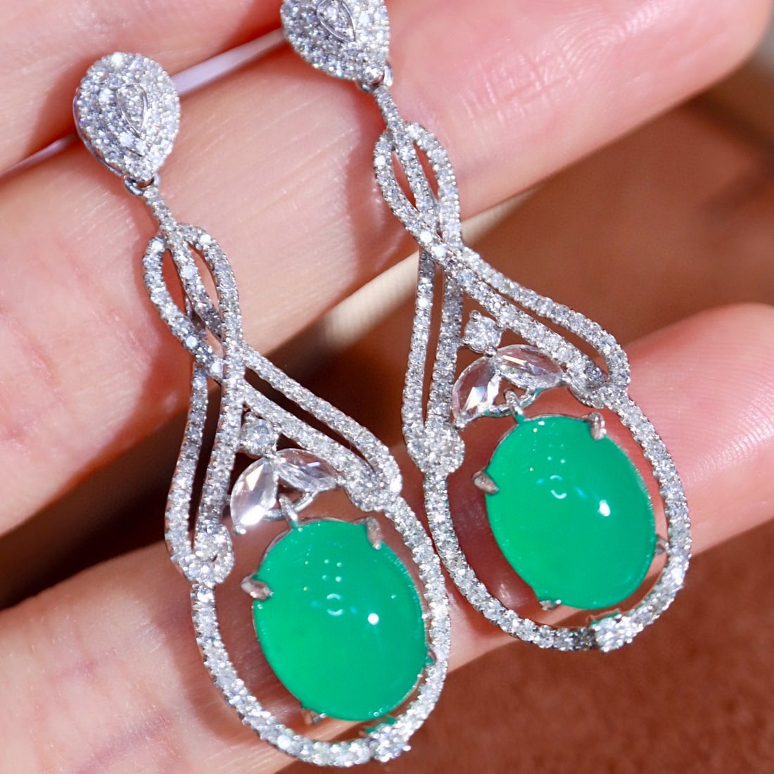 14k Gold 8.13 Ctw Natural Emerald & Diamond Earrings - 8
