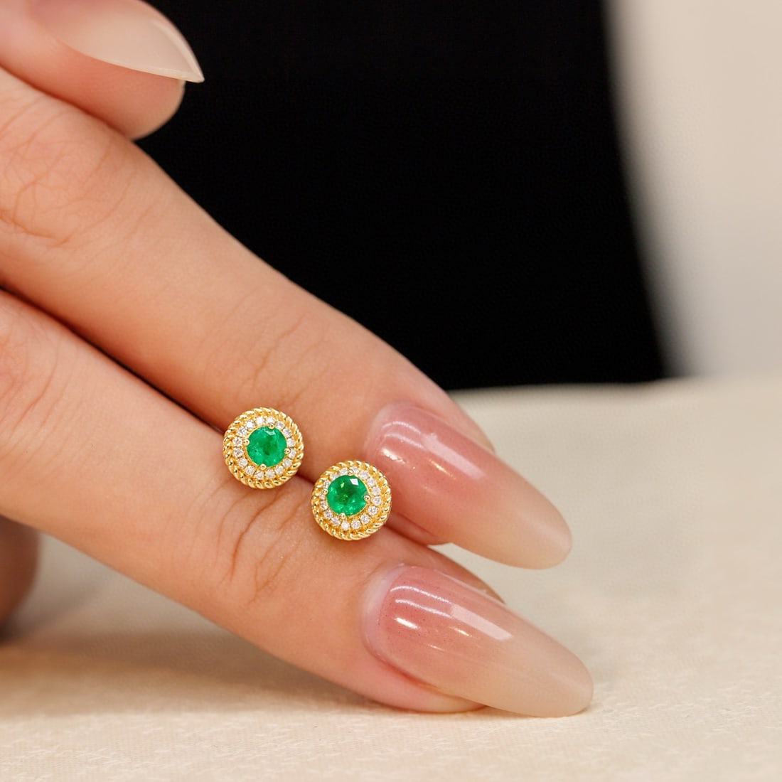 14k Gold 0.51 Ctw Vivid Green Natural Emerald & Diamond Earrings - 6