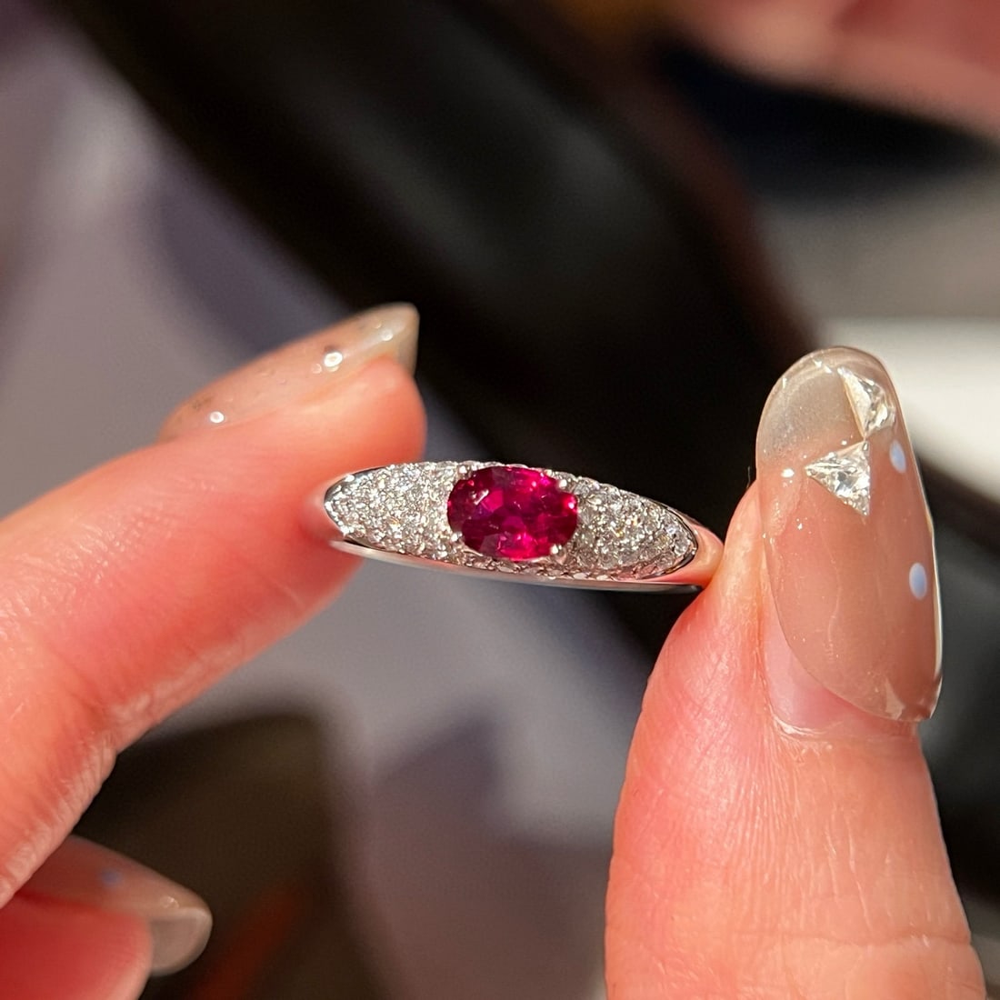 14k Gold 0.82 Ctw Natural Ruby & Lab Grown Diamond Ring: Ref:231078347 // gold content:14k gold // ring size:7. 25us // // main gemstone:ruby // shape:oval // carat weight:0. 56ct // color:red // treatment:natural // // adjacent gemstone 2 : lab grown
