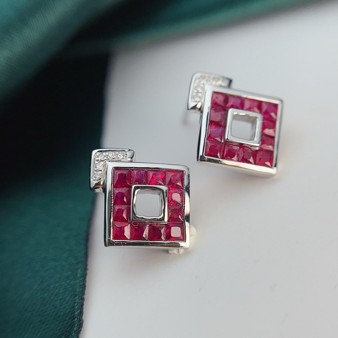 14k Gold 1.00 Ct Natural Ruby & Diamond Earrings - 2