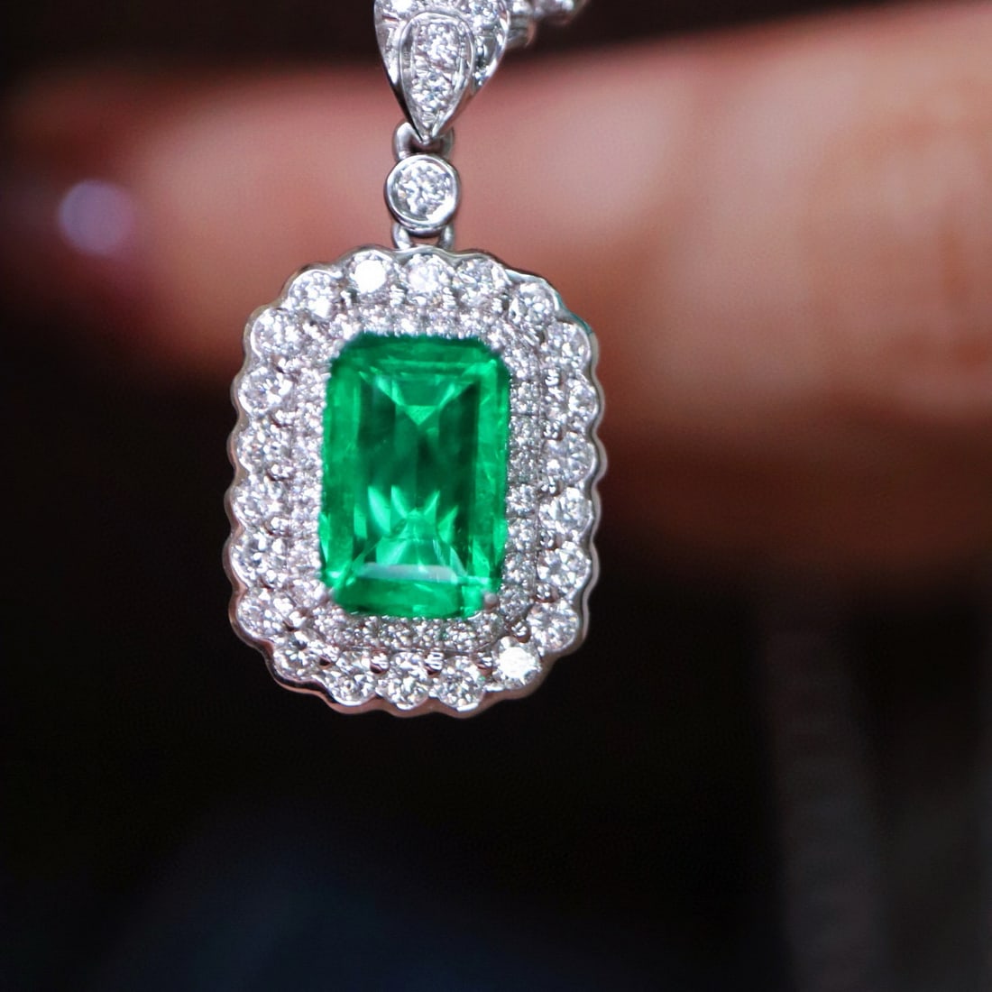 14k Gold 1.41 Ctw Vivid Green Natural Emerald & Diamond Pendant( Without Chain ) - 2