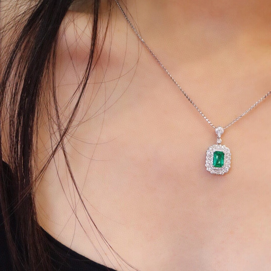 14k Gold 1.41 Ctw Vivid Green Natural Emerald & Diamond Pendant( Without Chain ) - 5