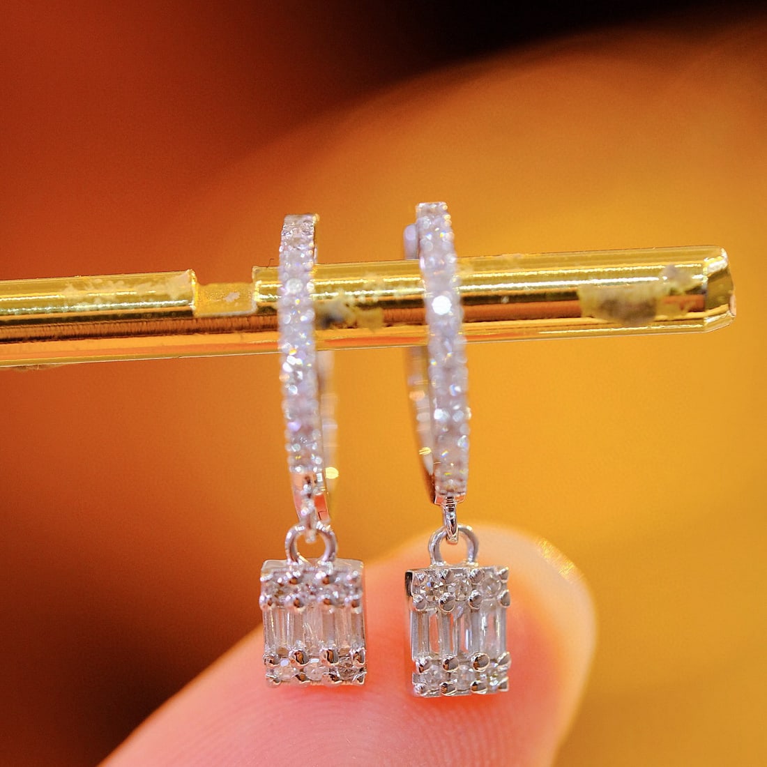 14k Gold 0.24 Ct Natural H Diamond Earrings - 6