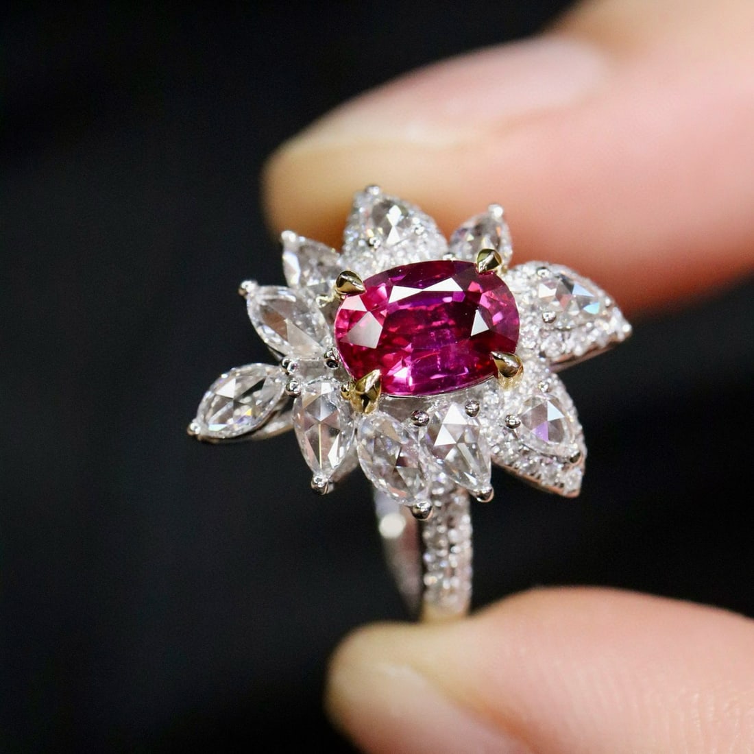 14k Gold 2.20 Ctw Natural Ruby & Diamond Ring - 3