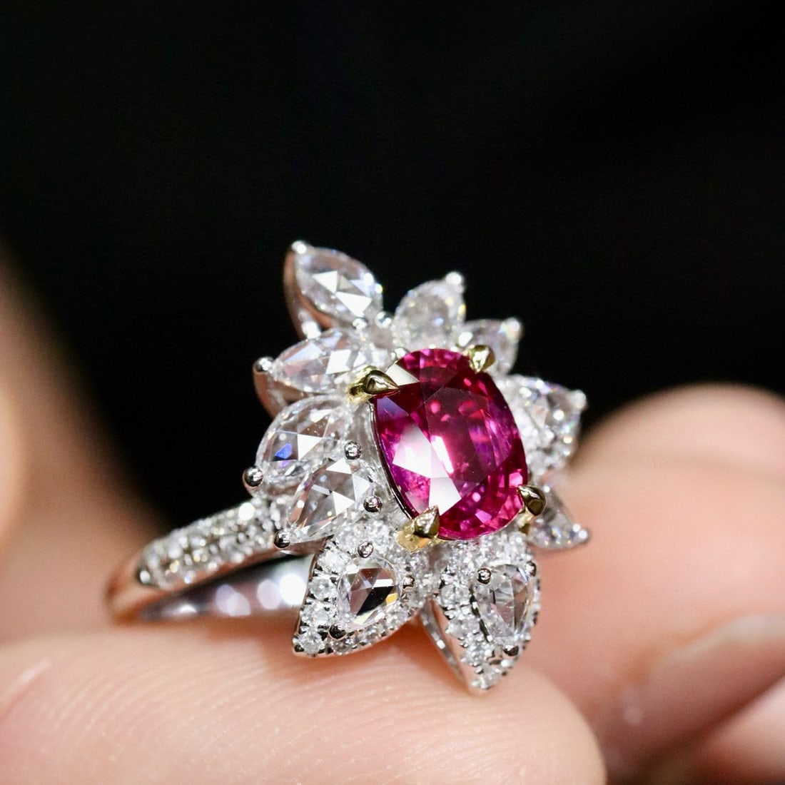 14k Gold 2.20 Ctw Natural Ruby & Diamond Ring - 5