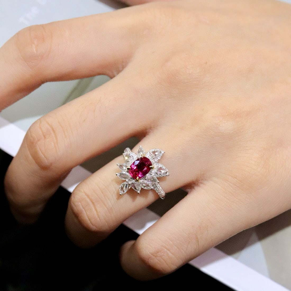14k Gold 2.20 Ctw Natural Ruby & Diamond Ring - 6