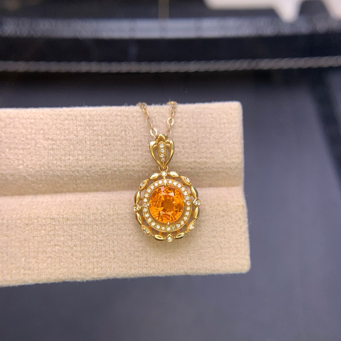 14k Gold 1.9 Ct Natural Spessartine & Diamond Pendant( Without Chain ) - 4