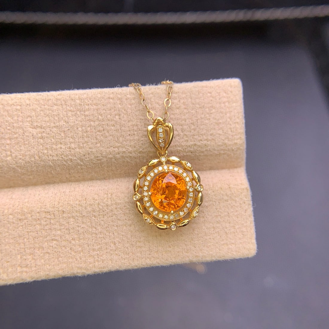 14k Gold 1.9 Ct Natural Spessartine & Diamond Pendant( Without Chain ) - 7