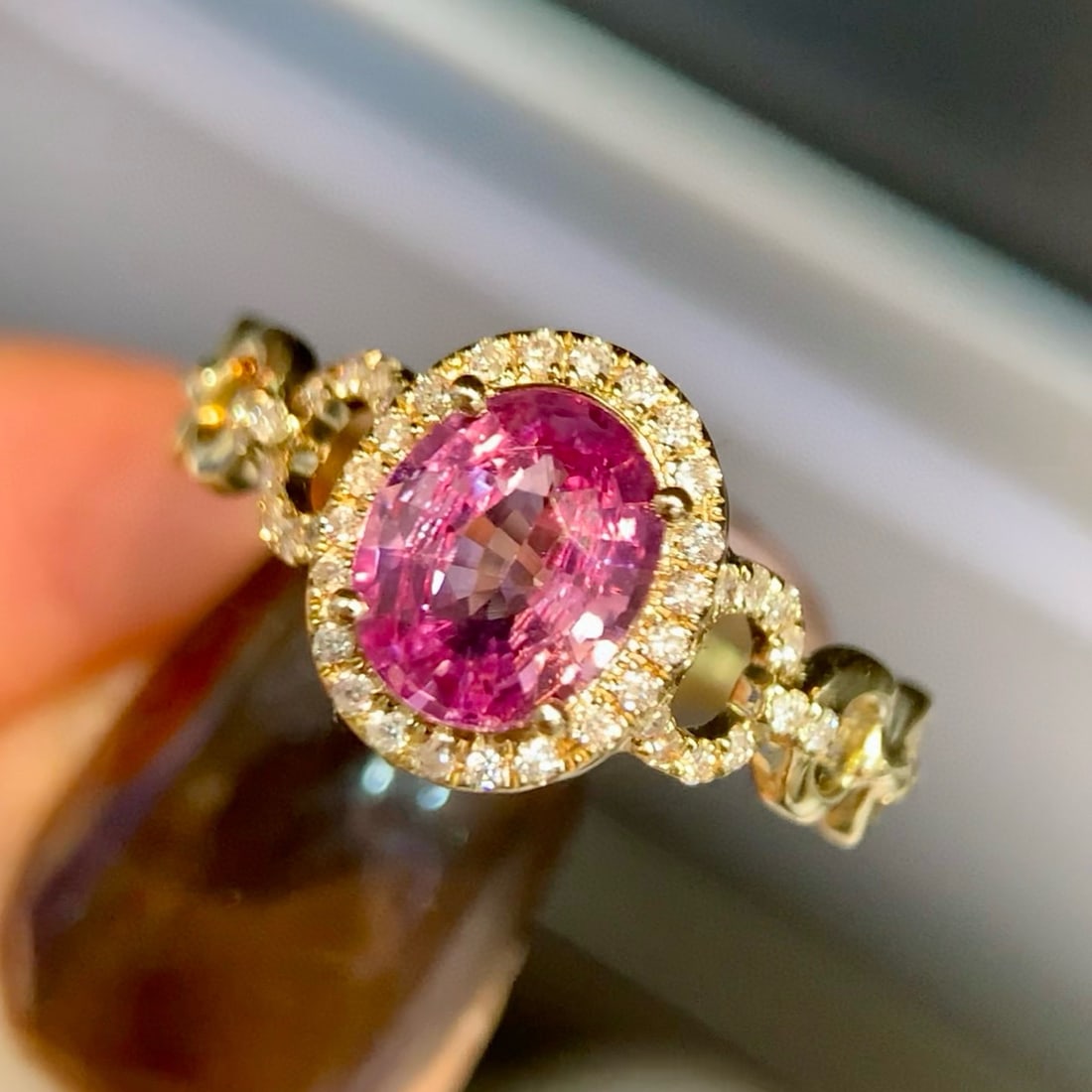 14k Gold 1.43 Ctw Natural Sapphire & Diamond Ring: Ref:231078391 // gold content:14k gold // ring size:7. 25us // // main gemstone:sapphire // shape:oval // carat weight:1. 28ct // color:pink // treatment:natural // // adjacent gemstone 2 : diamond