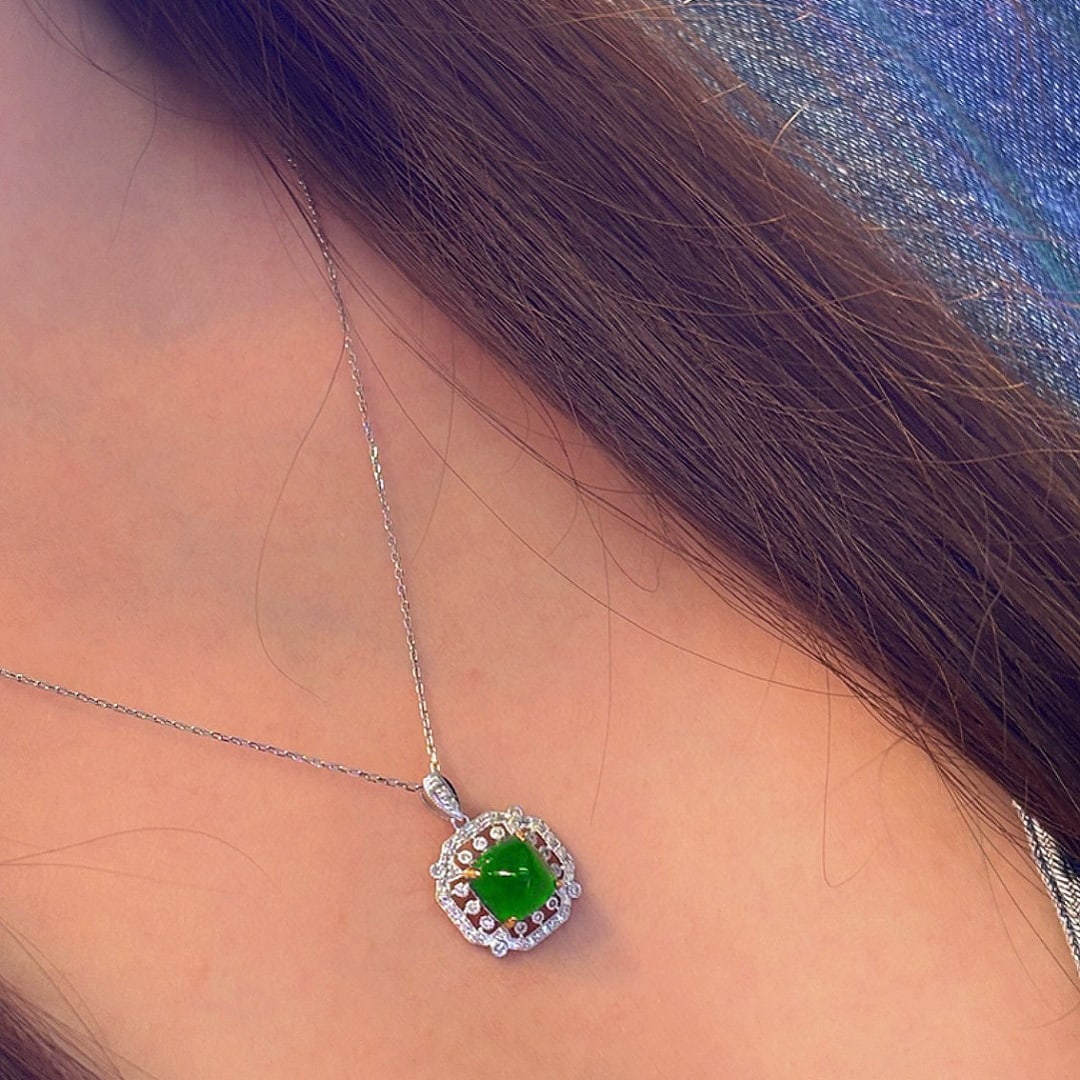 14k Gold 2.33 Ct Vivid Green Natural Emerald & Diamond Pendant( Without Chain ) - 4