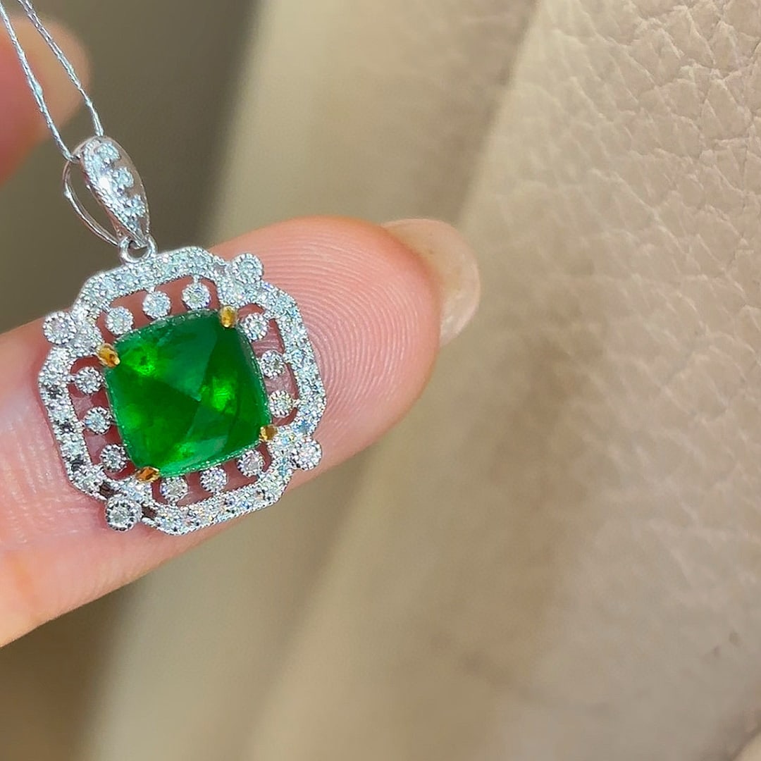 14k Gold 2.33 Ct Vivid Green Natural Emerald & Diamond Pendant( Without Chain ) - 5