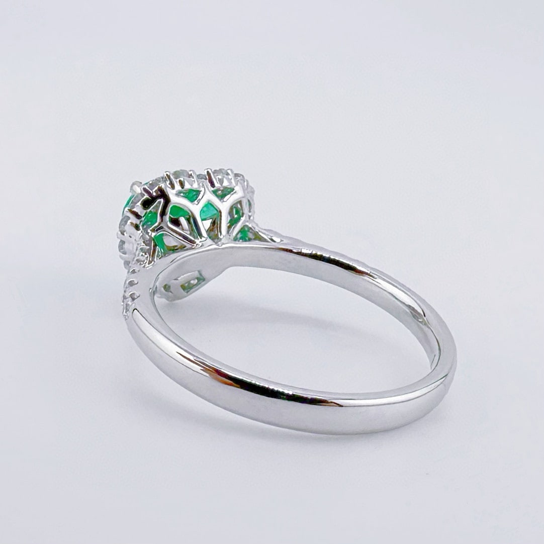 14k Gold 1.91 Ctw Natural Emerald & Diamond Ring - 4