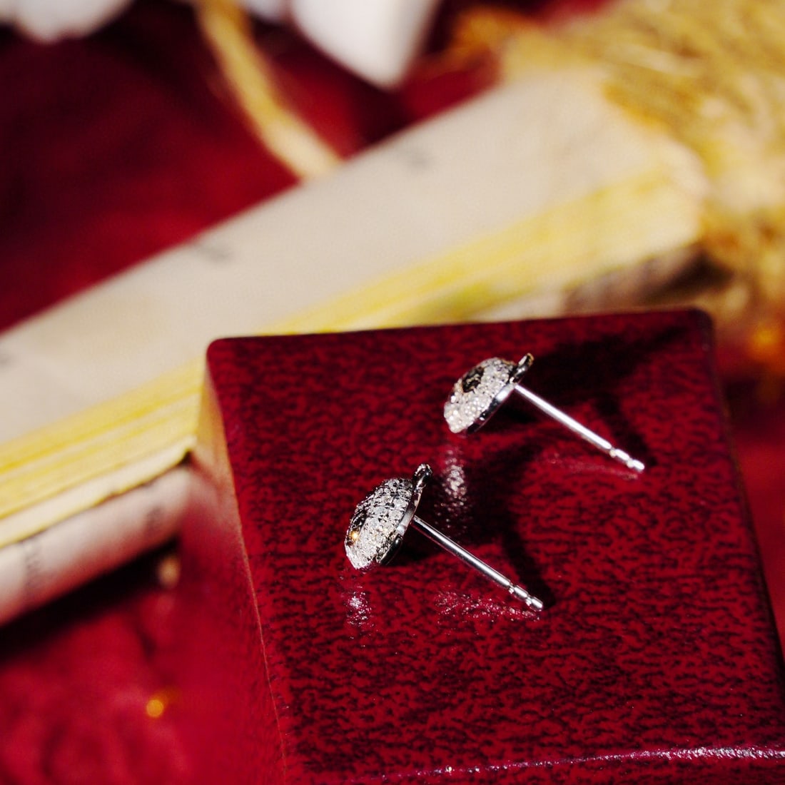 14k Gold 0.4 Ct Natural Color Diamond Earrings - 3
