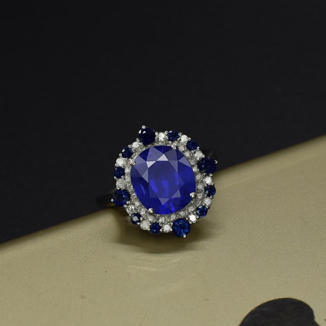 14k Gold 3.47 Ctw Natural Sapphire & Diamond Ring: Ref:231079002 // gold content:14k gold // ring size:7. 25 us // // main gemstone:sapphire // shape:oval // carat weight:3. 15ct // color:blue // treatment:natural // // adjacent gemstone 2 : diamond