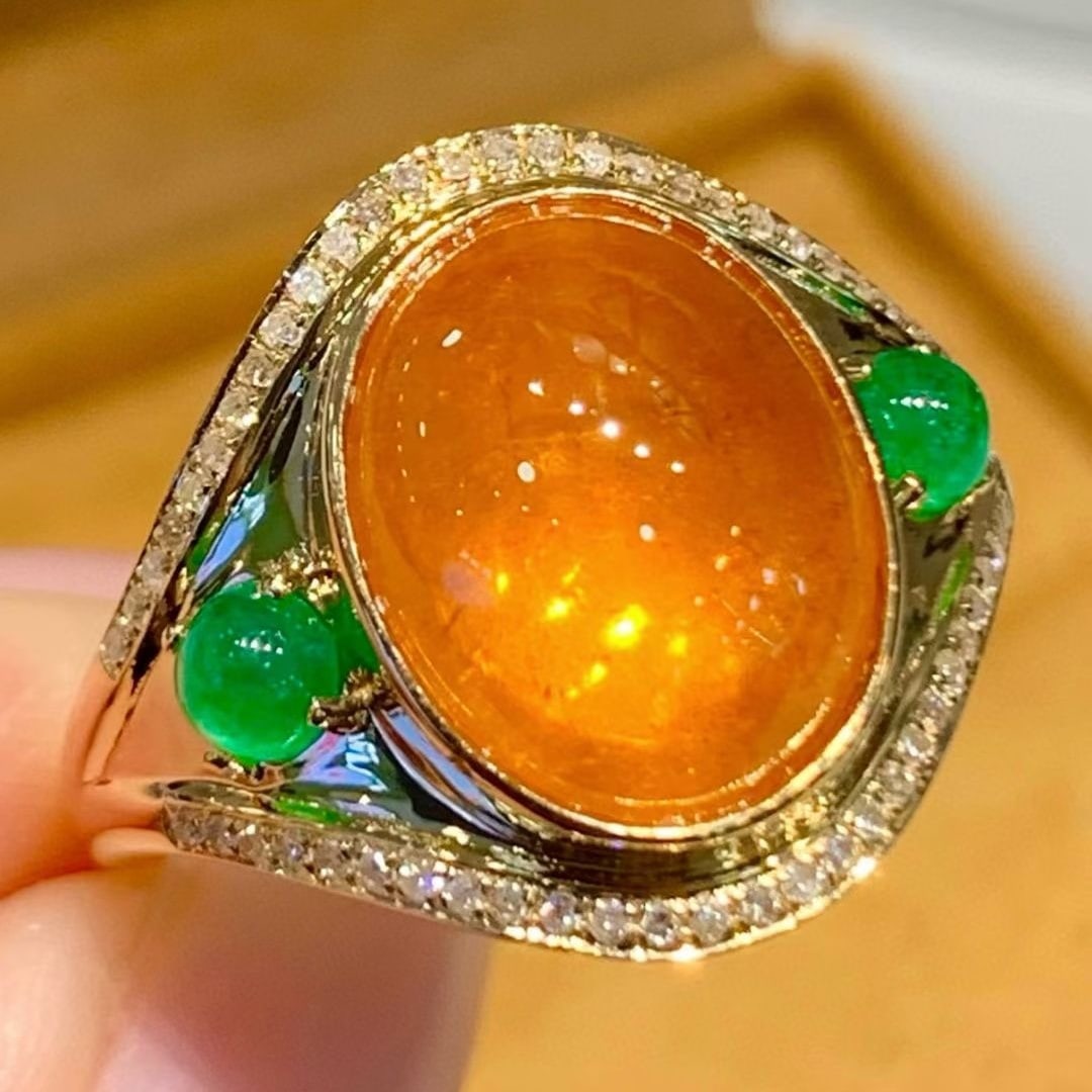 14k Gold 8.9 Ct Natural Spessartine & Emerald & Diamond Ring: Ref:231079014 // gold content:14k gold // ring size:7. 25 us // // main gemstone:spessartine // shape:oval // carat weight:8. 9ct // color:orange // treatment:natural // // adjacent gemstone 2 :