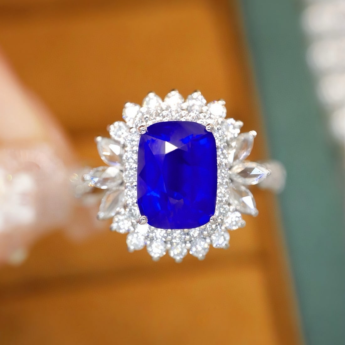 14k Gold 2.56 Ctw Natural Sapphire & Diamond Ring: Ref:231079030 // gold content:14k gold // ring size:7. 25 us // // main gemstone:sapphire // shape:cushion // carat weight:2ct // color:blue // treatment:natural // // adjacent gemstone 2 : diamond //