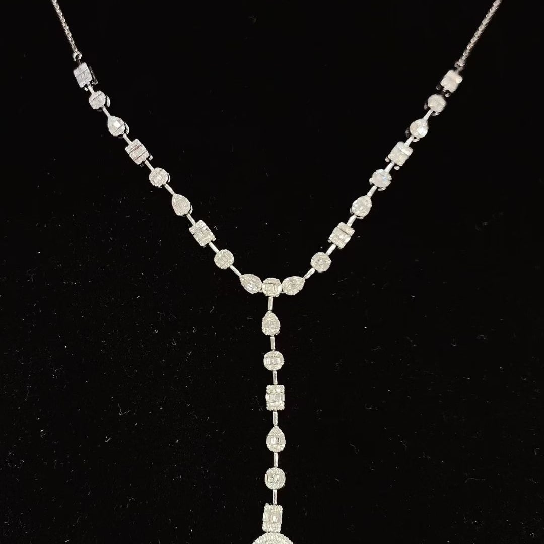 14k Gold 1 Ct Natural H Diamond Necklace: Ref:231079048 // gold content:14k gold // main gemstone:diamond // shape:multiple // carat weight:1ct // clarity grade:vs-si // color:h // treatment:natural // Condition: New Low Estimate: 12000 High 