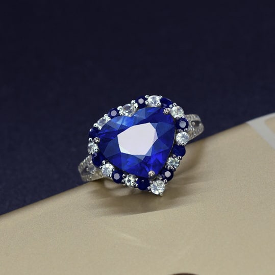 14k Gold 4.03 Ctw Natural Sapphire & Diamond & Sapphire Ring: Ref:231079062 // gold content:14k gold // ring size:7. 25 us // // main gemstone:sapphire // shape:heart // carat weight:3. 7ct // color:blue // treatment:natural // // adjacent gemstone 2 : diamond