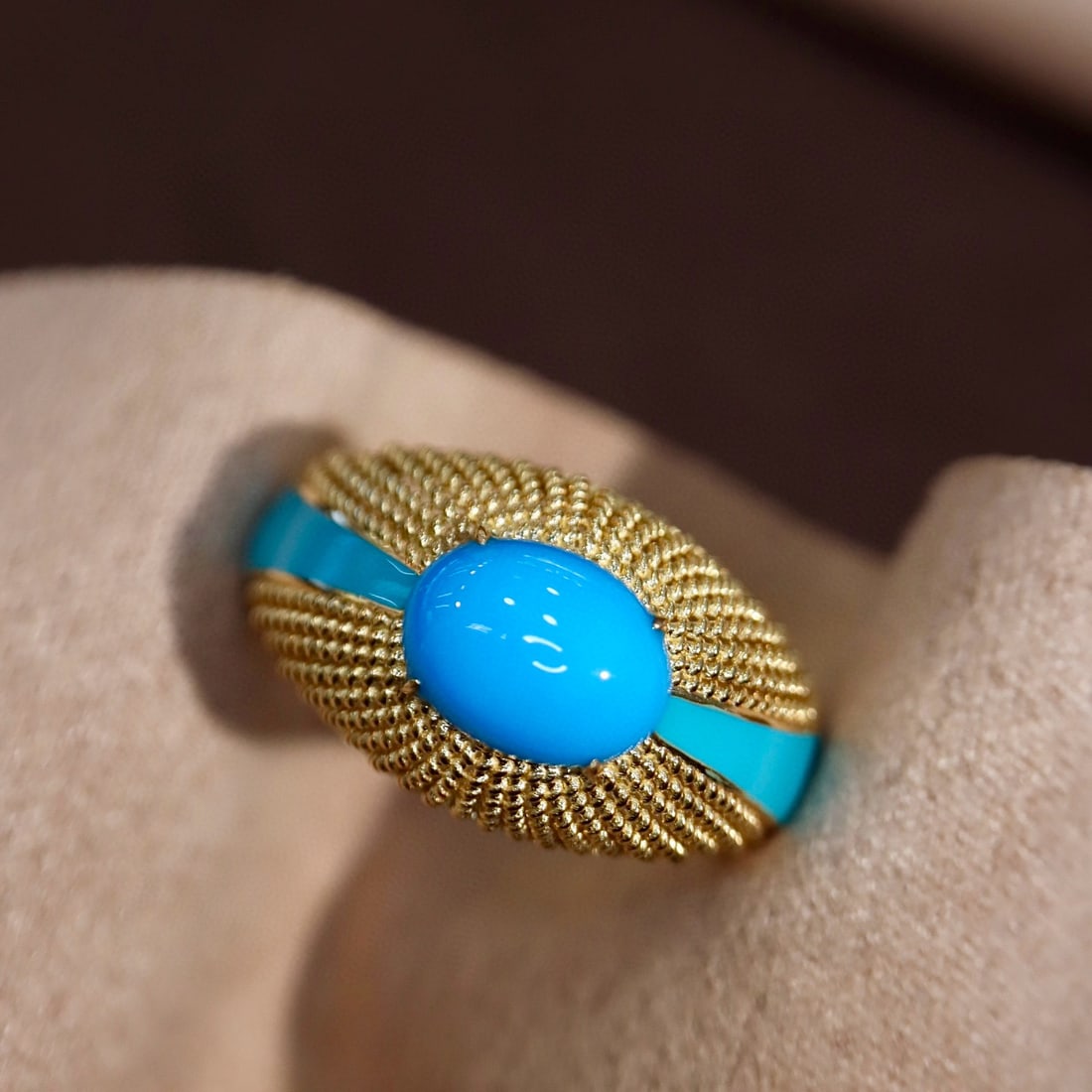 14k Gold 1.75 Ct Natural Blue Turquoise Ring - 5