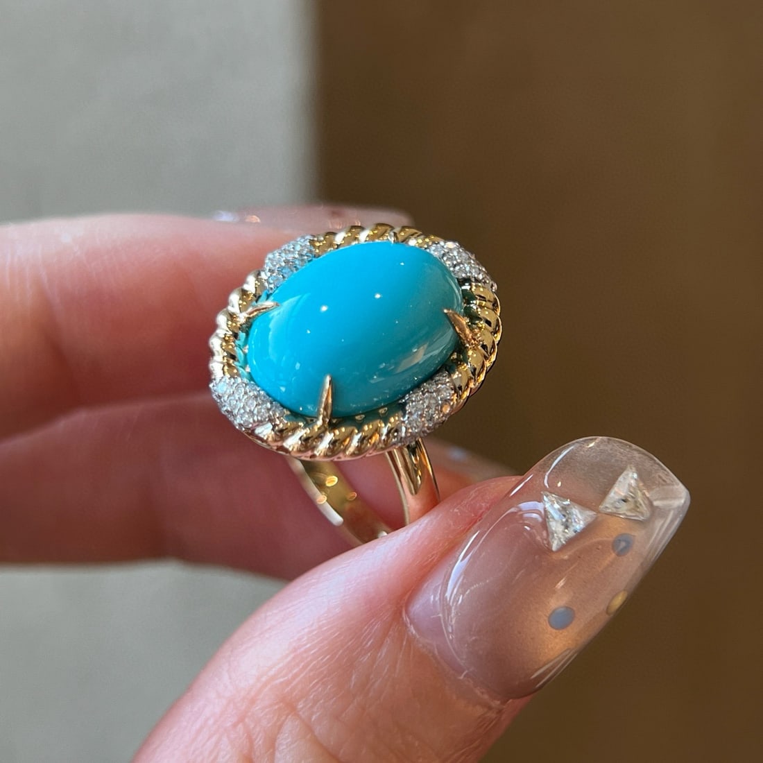 14k Gold 5.06 Ctw Natural Blue Turquoise & Diamond Ring - 2