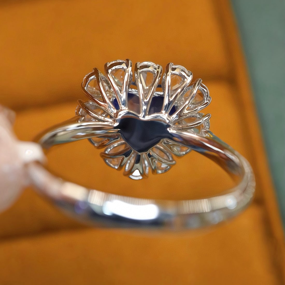 14k Gold 2.34 Ctw Natural Sapphire & Diamond Ring - 4