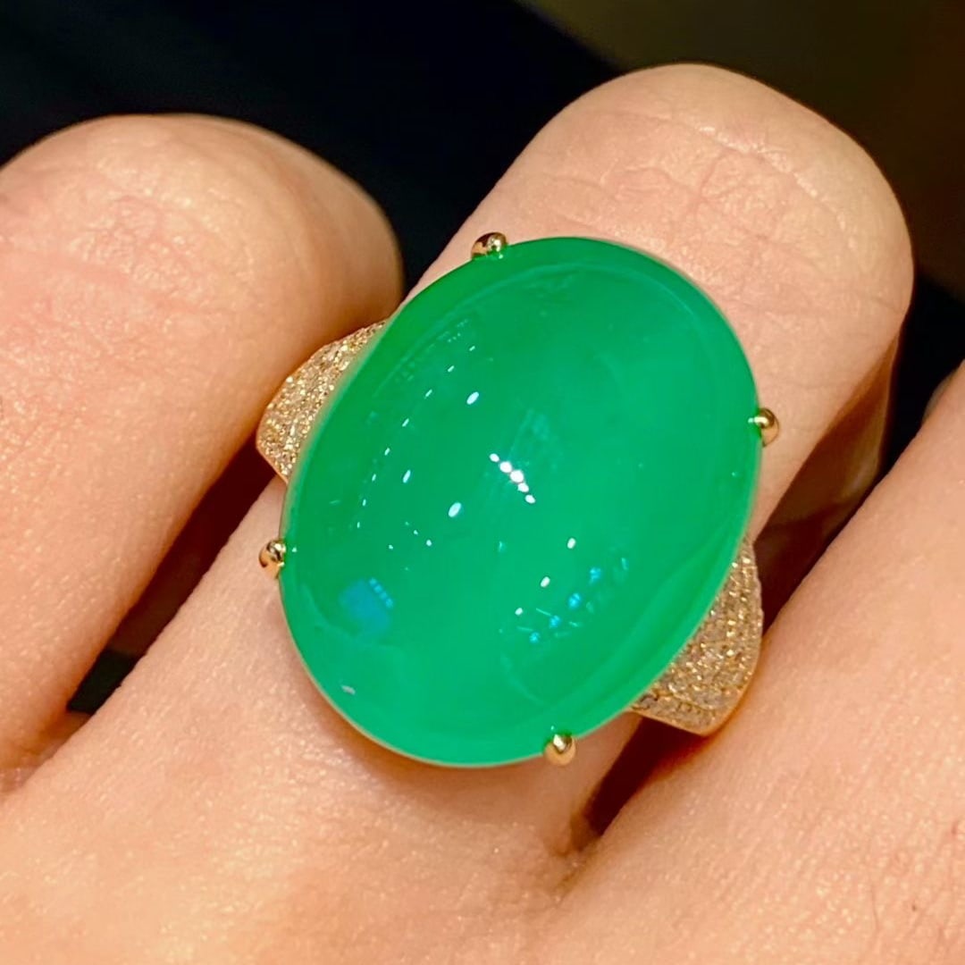 14k Gold 14.5 Ct Natural Emerald & Diamond Ring - 6