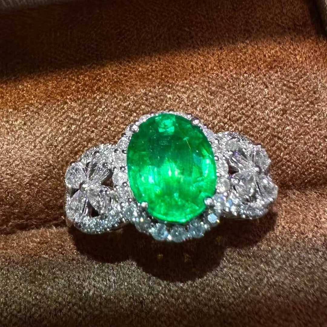 14k Gold 2.42 Ctw Natural Emerald & Diamond Ring - 3