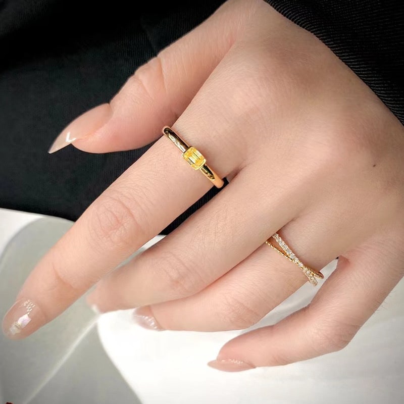 14k Gold 0.3 Ct Natural Yellow Diamond & Solitaire Ring - 2