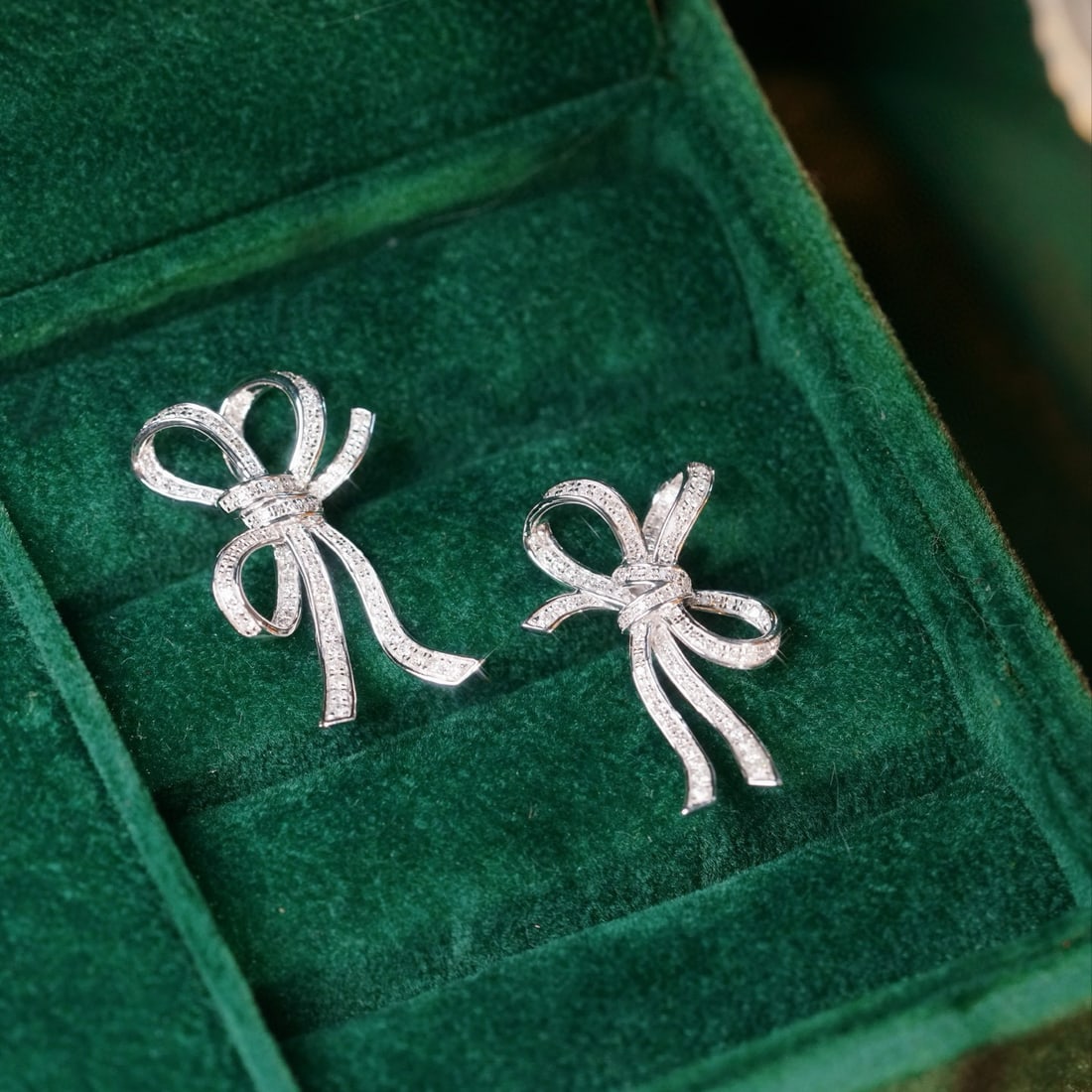 14k Gold 0.66 Ct Natural H Diamond Earrings - 2