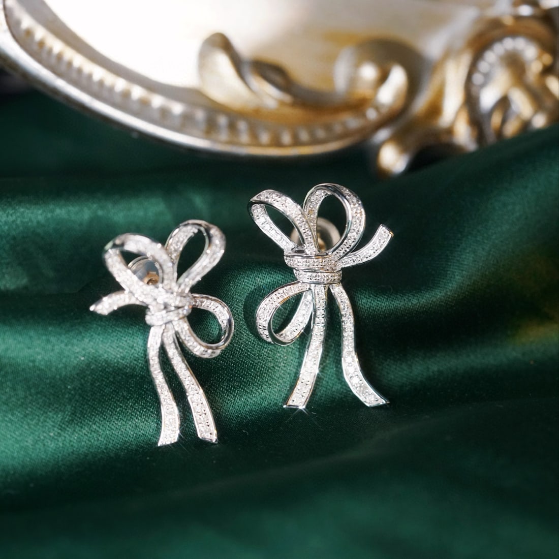 14k Gold 0.66 Ct Natural H Diamond Earrings - 3