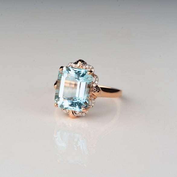 14k Gold 5.72 Ct Natural Aquamarine & Diamond Ring - 9
